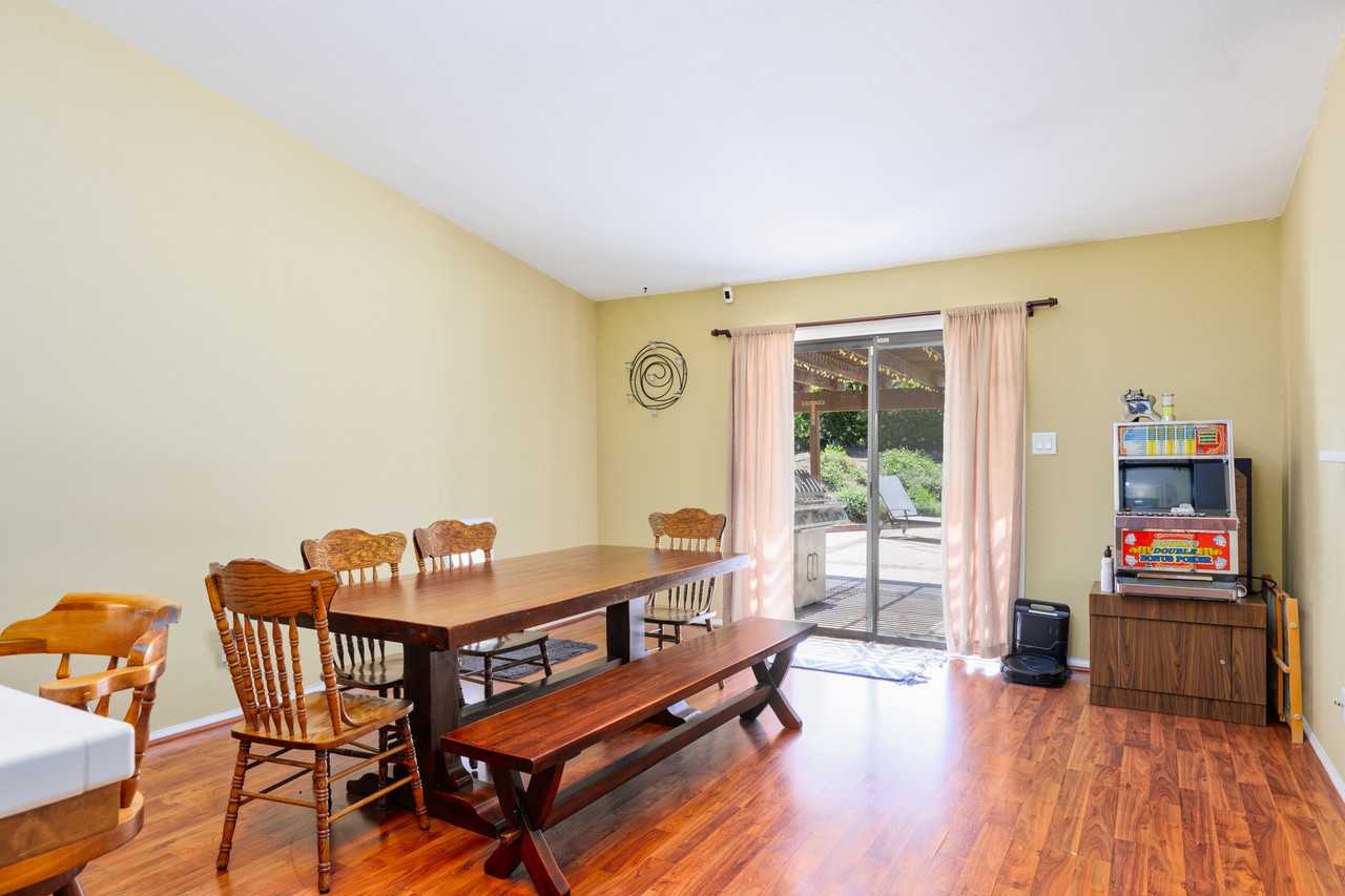 29961 Vacation Drive - Photo 3 of 8