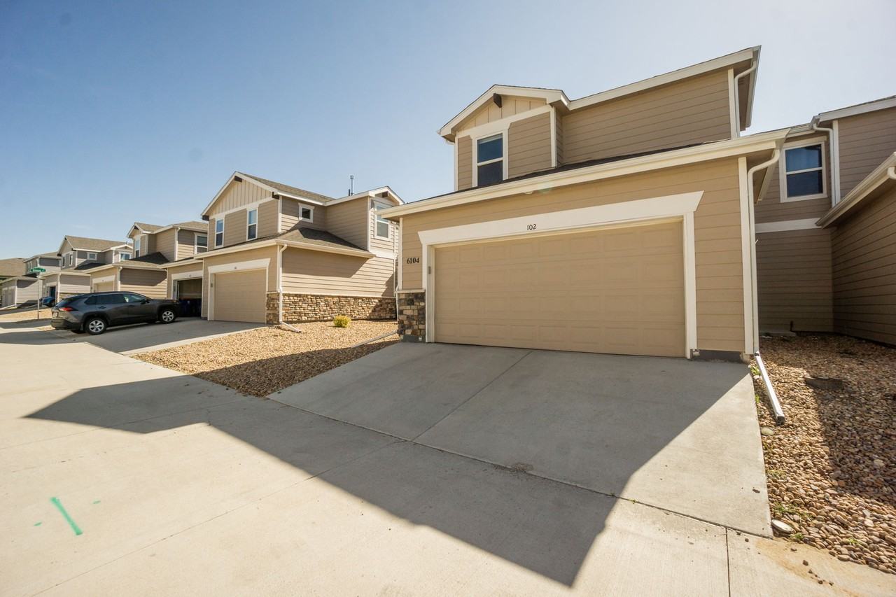 6104 Summit Peak Ct #102 - Photo 5 of 18