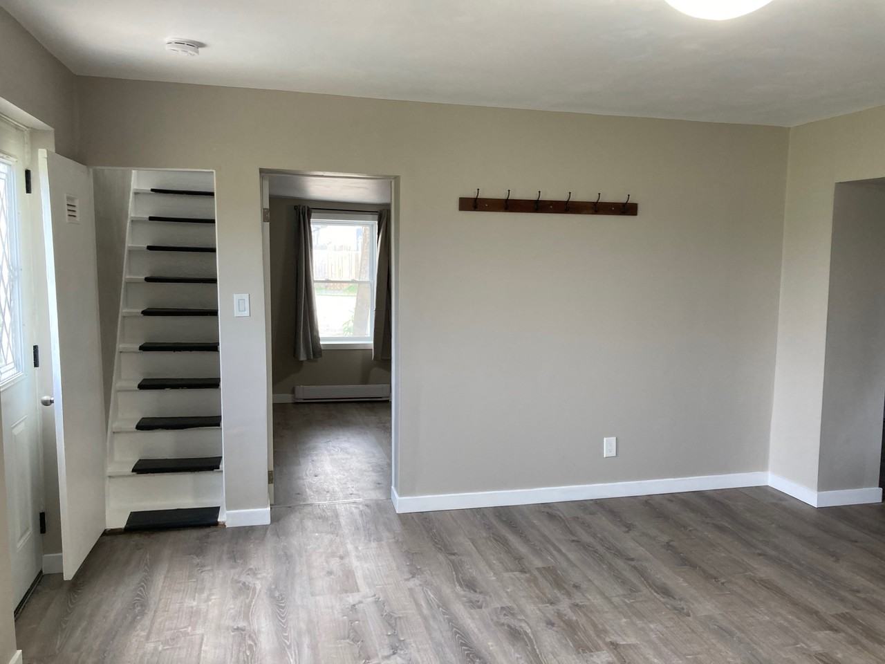 946 Elizabeth Street #1 - Photo 3 of 18