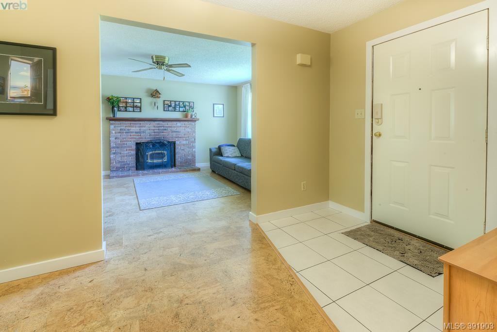 532 Normandy Road - Photo 3 of 11