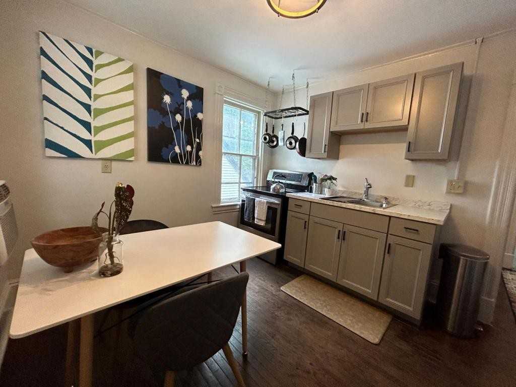 8 S Union St - Photo 7 of 22