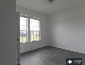 2321 Brandon St - Photo 3 of 9