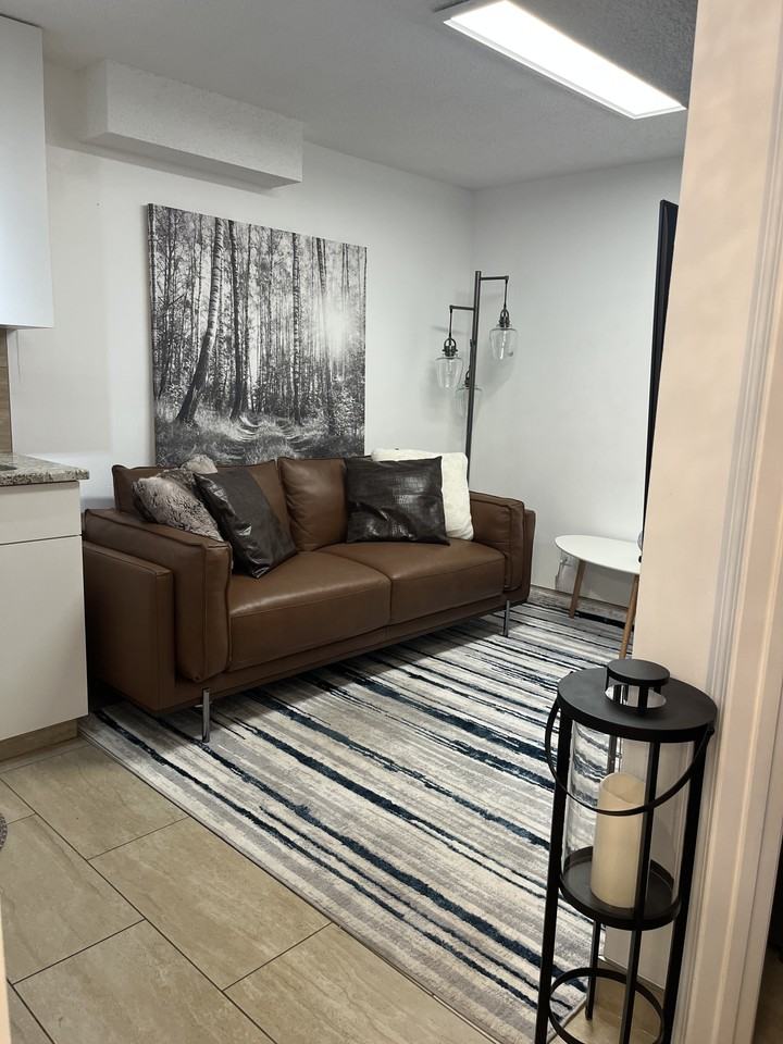 1300 Berkley Drive Northwest #1300B - Photo 3 of 7