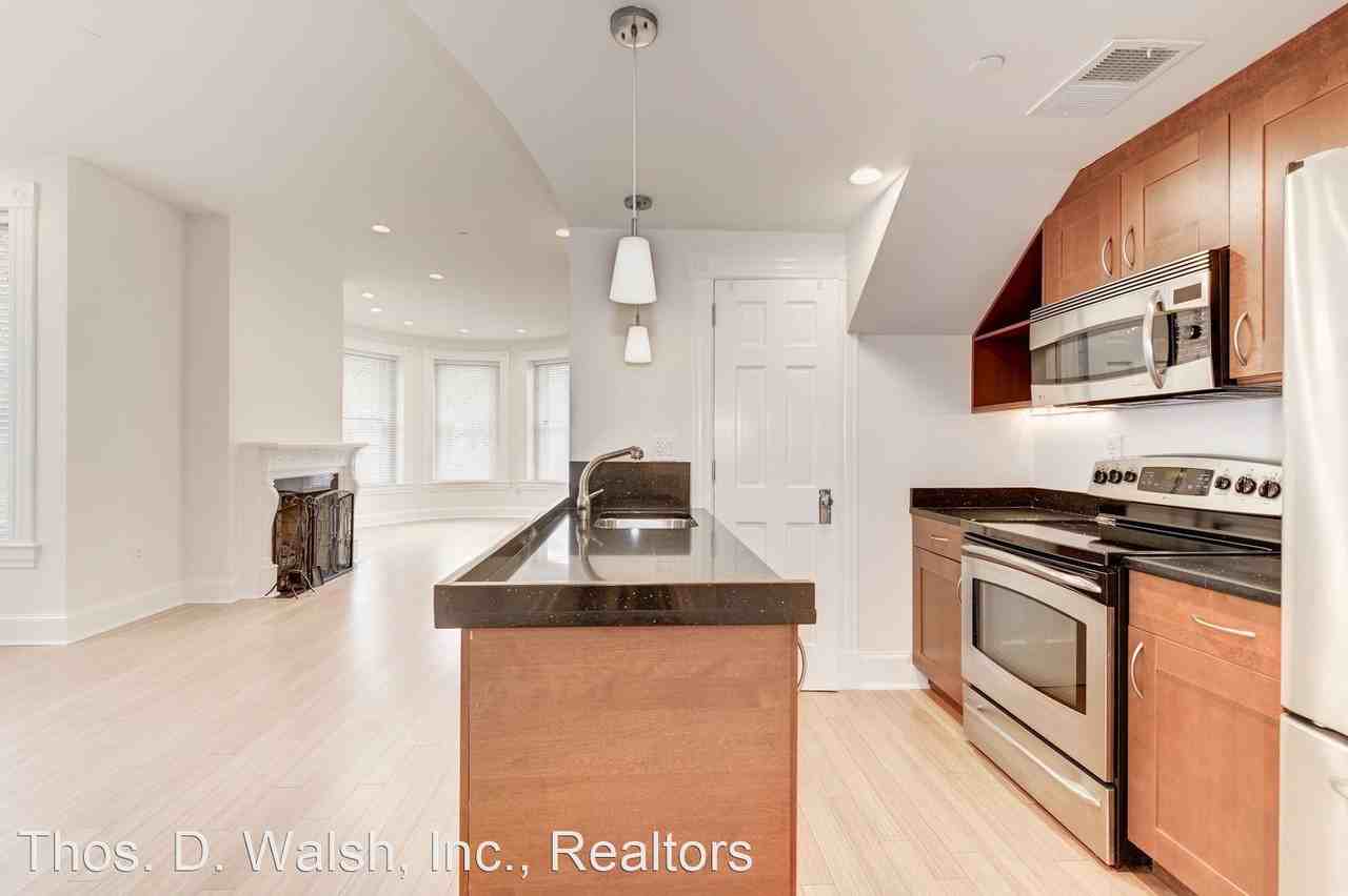 3256 N St NW - Photo 3 of 35
