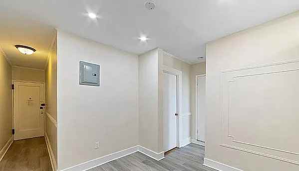 115 Moffat St #3D - Photo 2 of 5