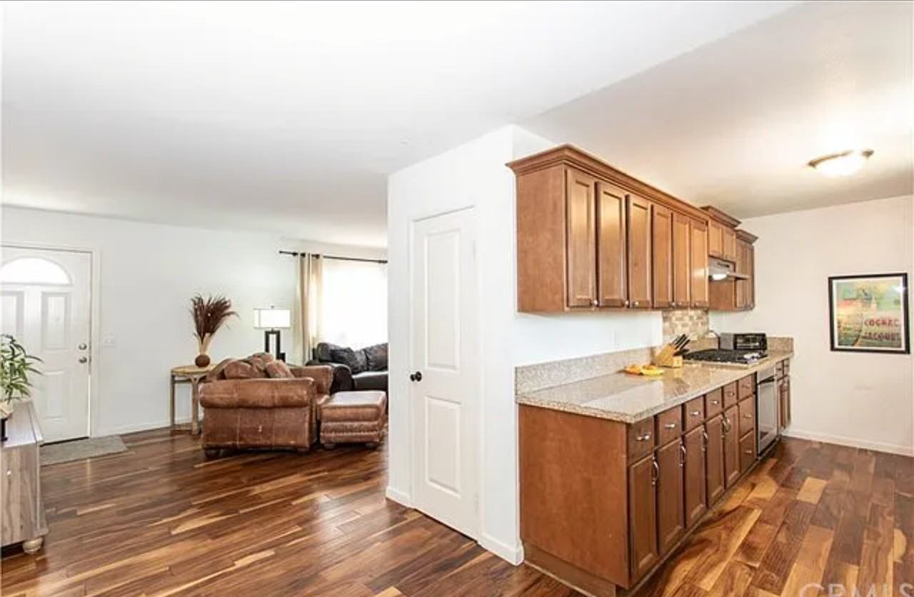 1225 Juliette Pl #NA - Photo 3 of 4