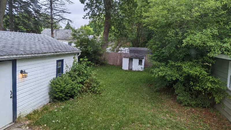 2312 Avon St - Photo 2 of 11