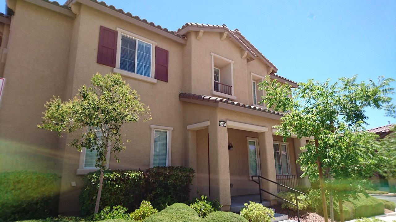 2024 Hollywell Street #1