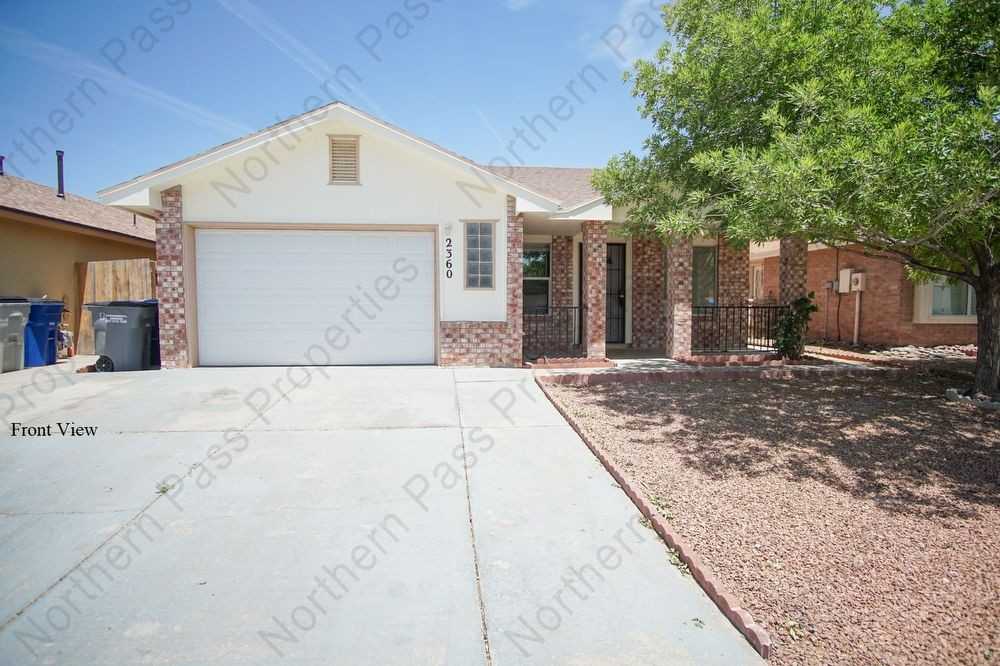 2360 Joshua Louis Dr - Photo 2 of 25