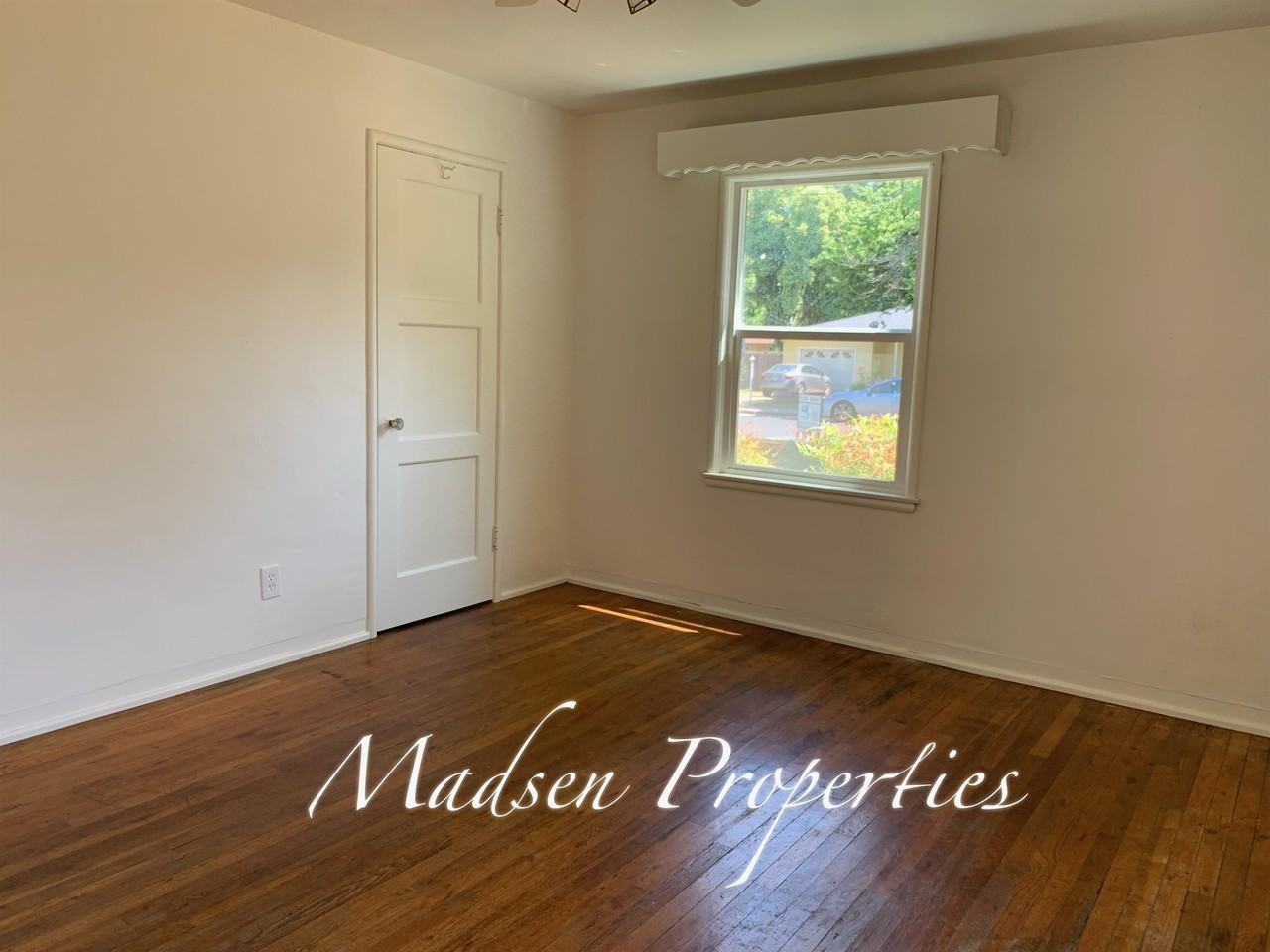 1531 Sherman Ave Frnt - Photo 7 of 19