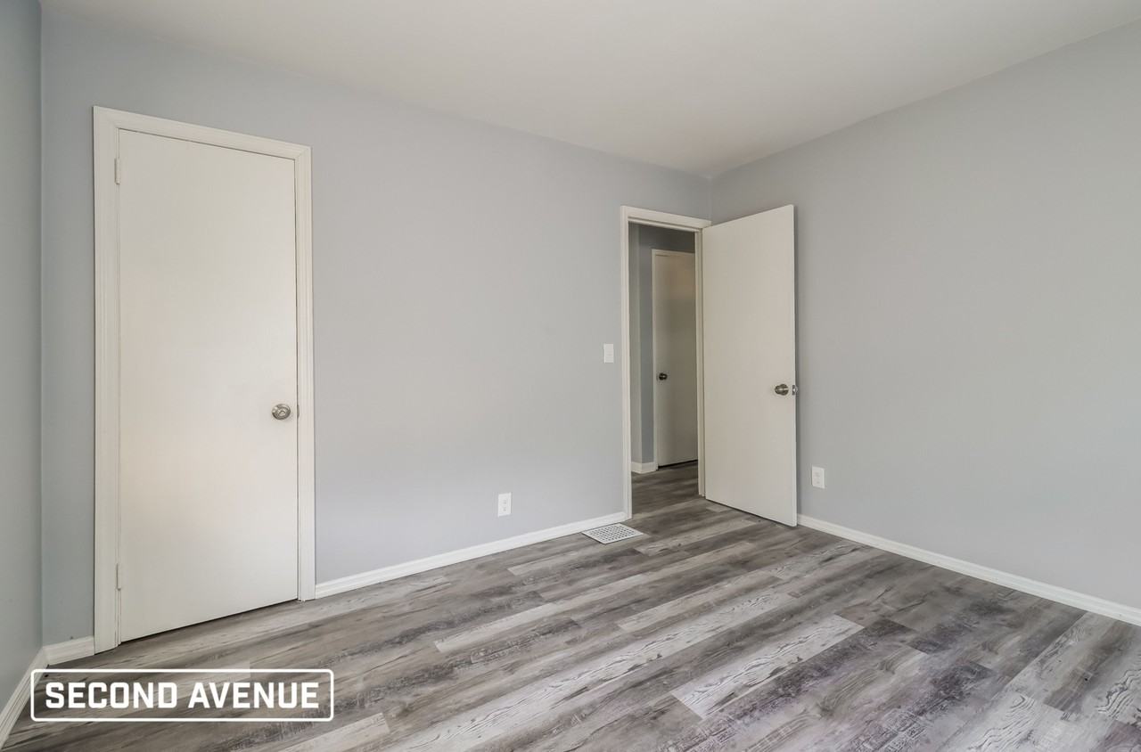 462 Pedretti Ave - Photo 4 of 8