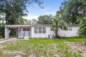 featured image of 3015 Lansdell Dr