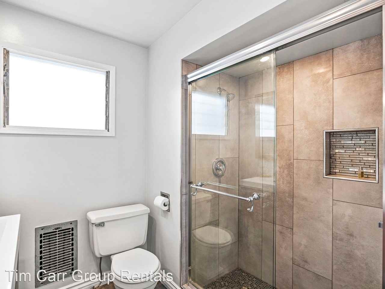 411 Jasmine  A - Photo 3 of 12