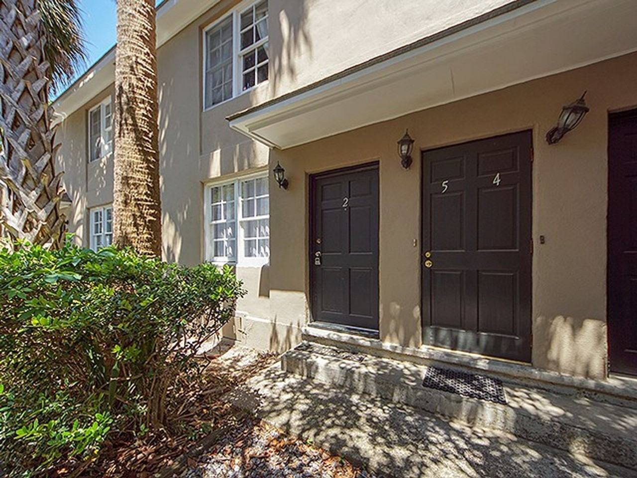 115 Smith St #2 - Photo 2 of 23