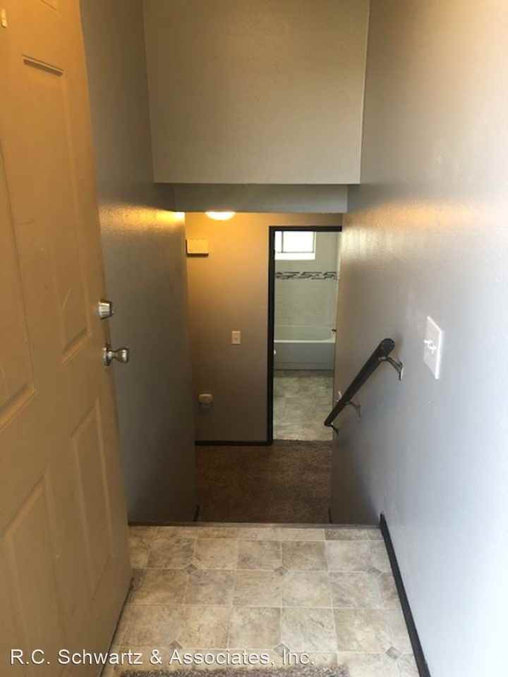 1316/1318 N. Stout - Photo 3 of 9