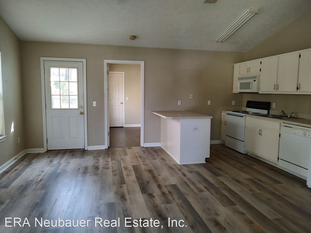 6104/6106 Pinetree Avenue - Photo 2 of 11