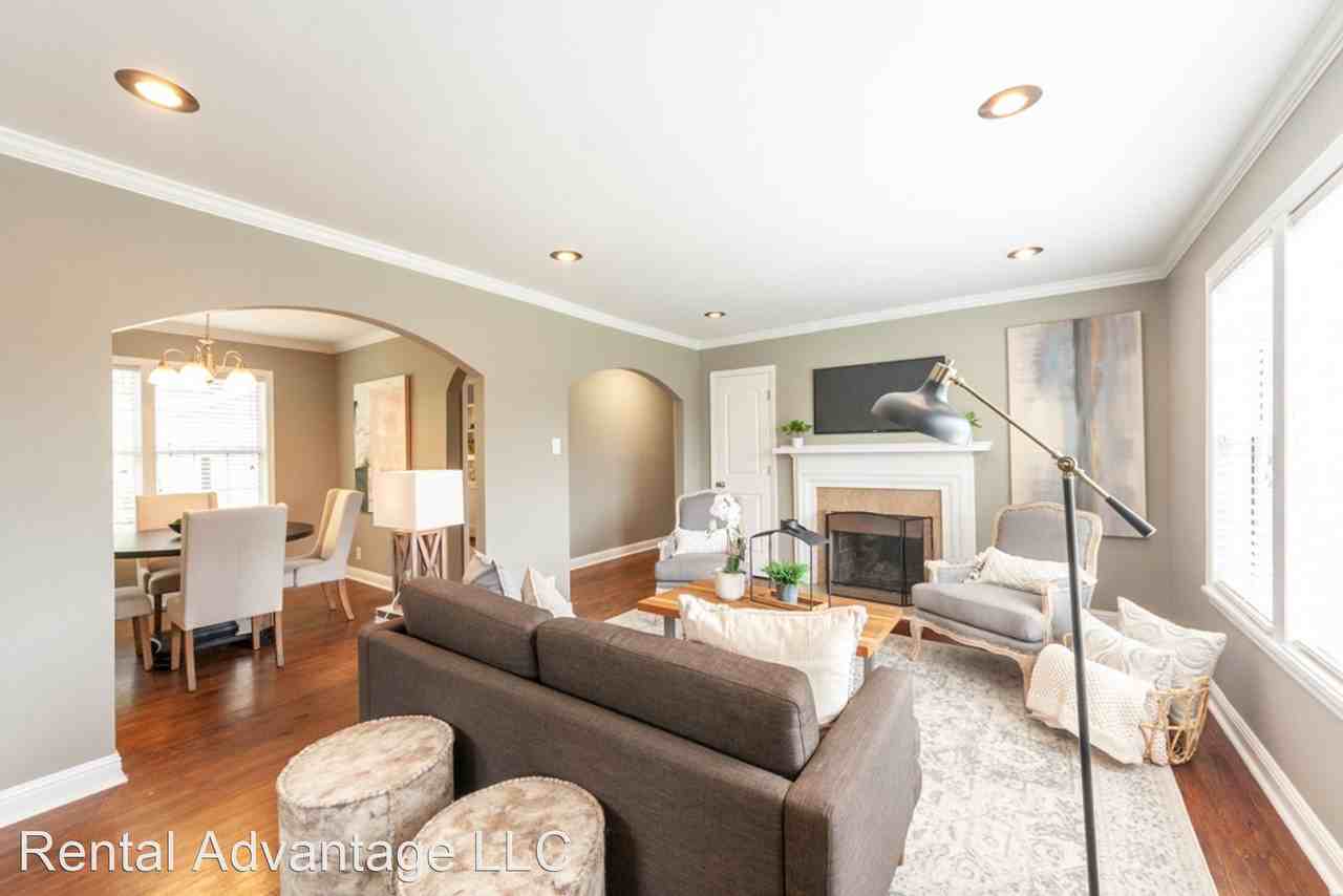 833 Grove St - Photo 3 of 26