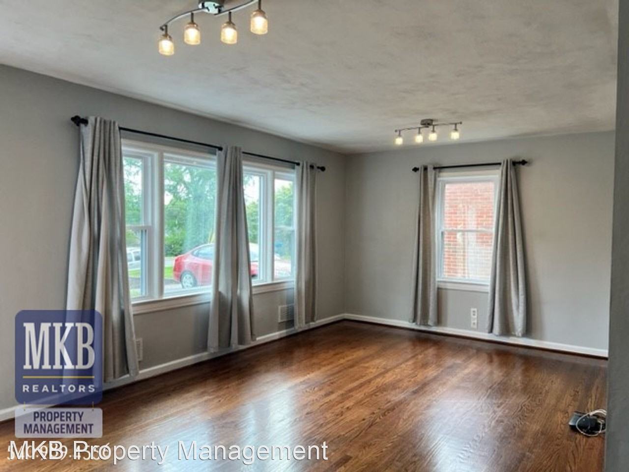 811 Welton Ave Sw - Photo 2 of 20