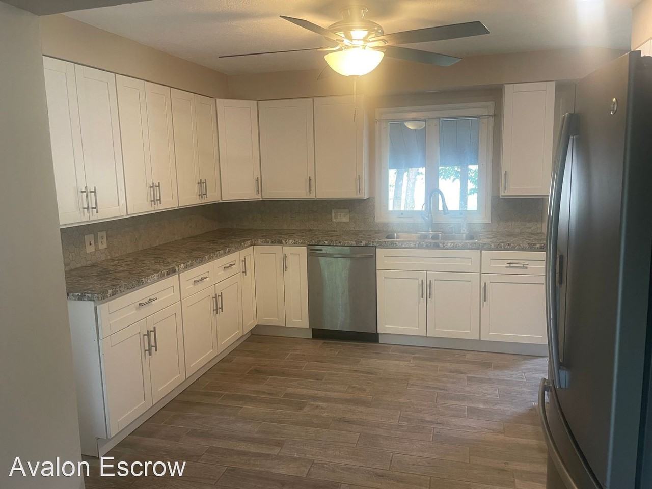 22710 Sycamore Dr - Photo 2 of 13