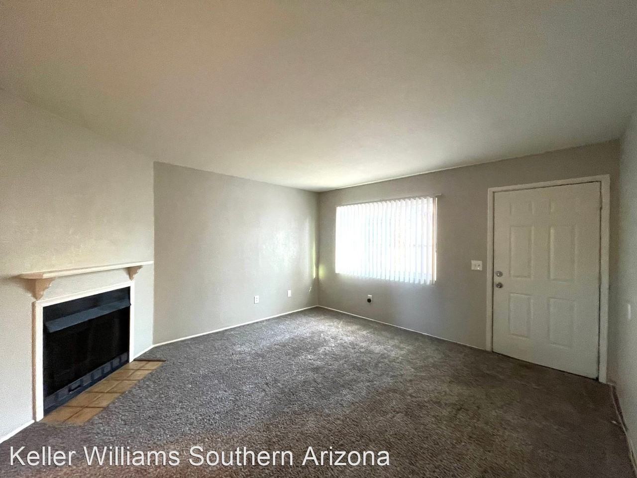 2645 N Alvernon Way - Photo 2 of 23