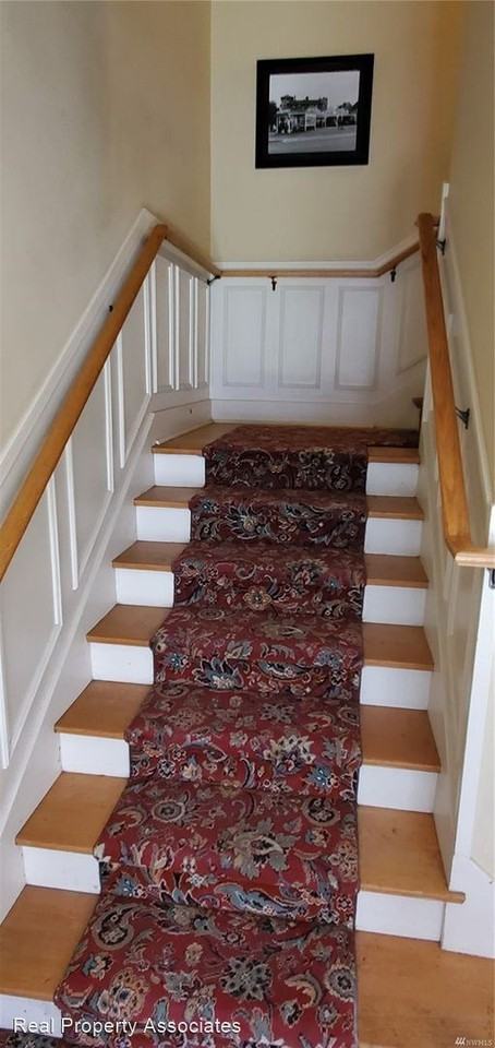 214 16th Ave E #101 - Photo 2 of 21