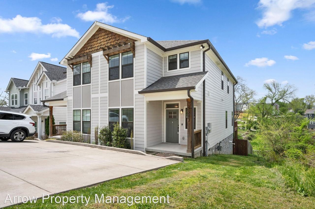 2213 15th Ave N - Photo 2 of 28