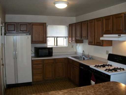 612 Vía Pacheco - Photo 2 of 7