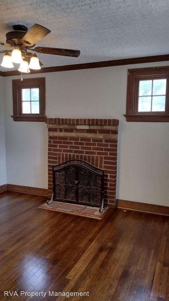 370 Hanover Rd - Photo 2 of 11