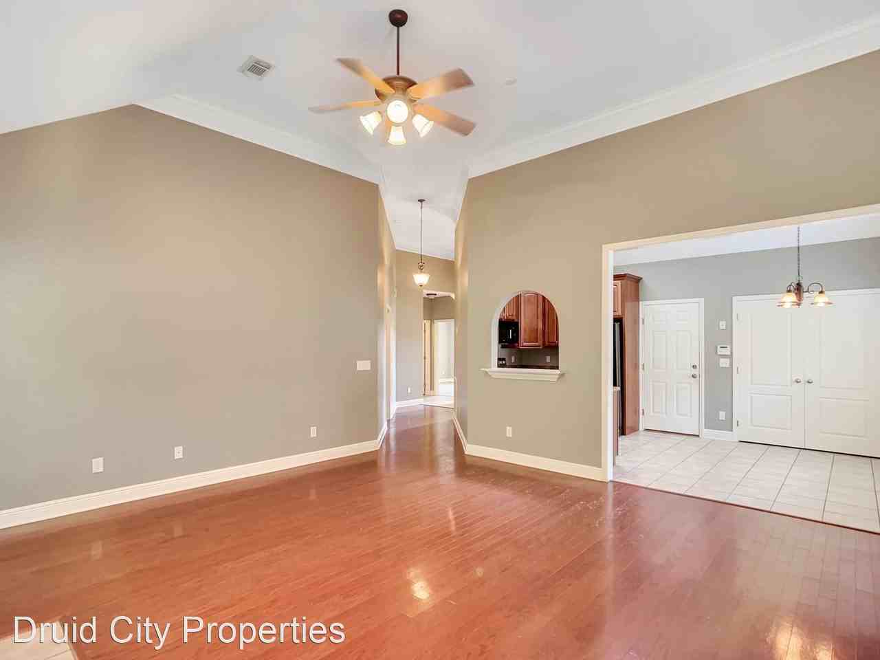 5005 Easton Dr - Photo 2 of 19