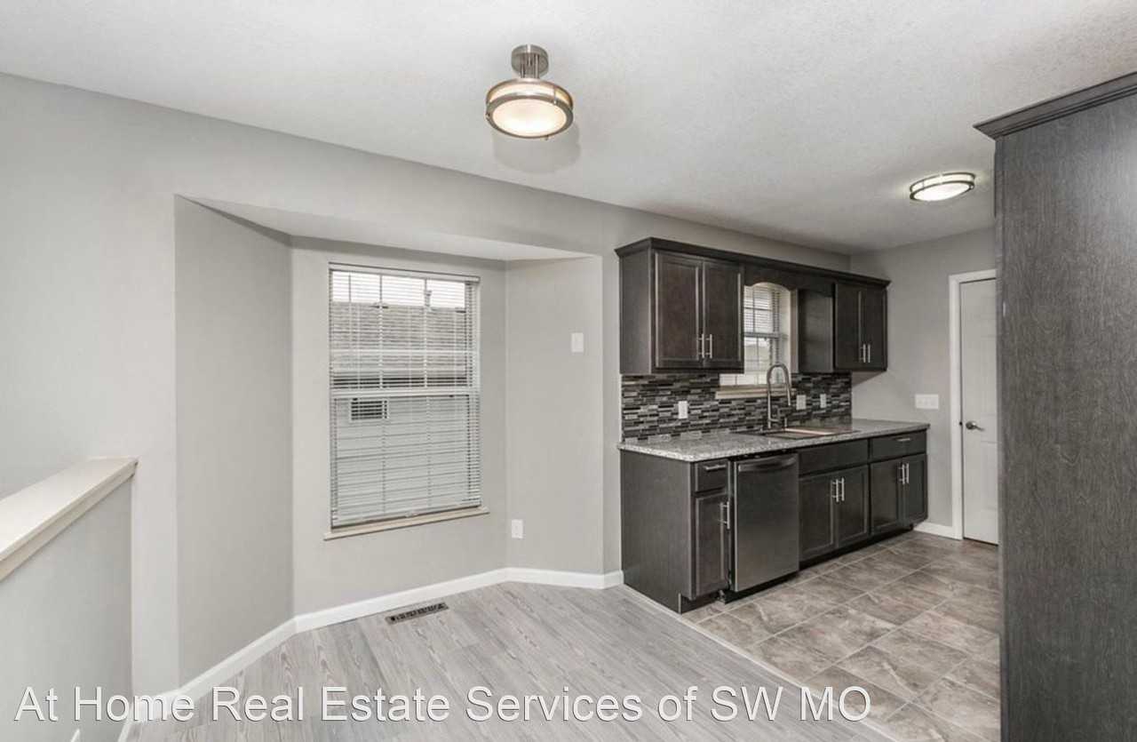 3383 S Parkmont Ct - Photo 2 of 14