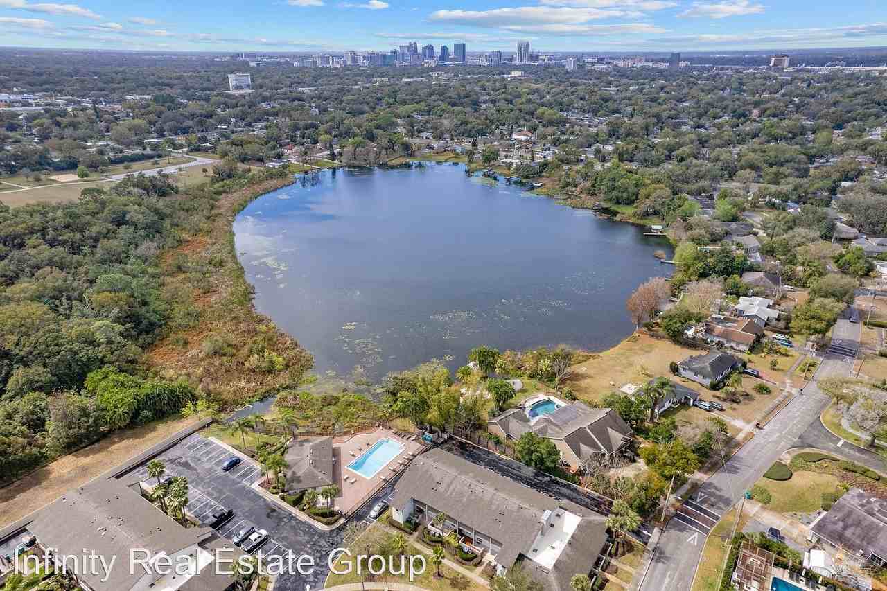 3086 Plaza Terrace Dr - Photo 2 of 30