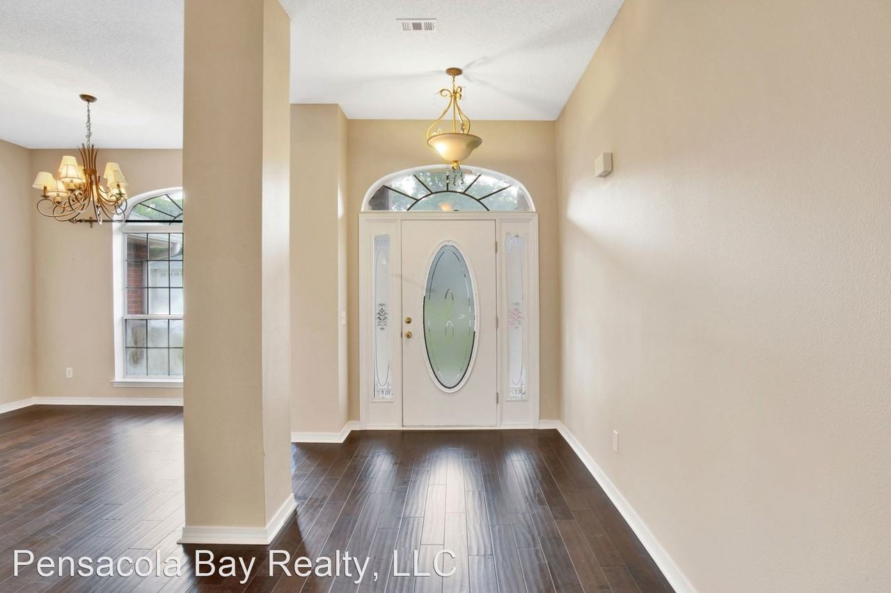 673 Shiloh Dr - Photo 2 of 19