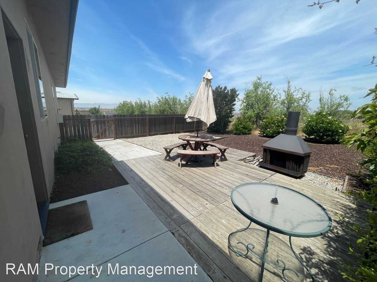 51 Old Ranch Rd - Photo 2 of 23