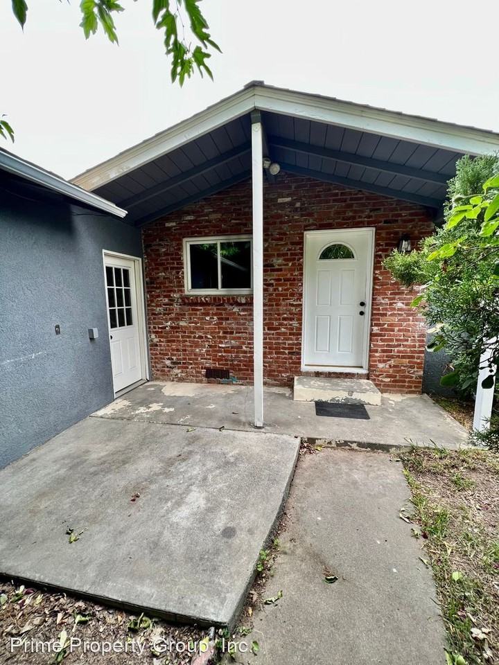 2001 Oneil Way - Photo 2 of 17