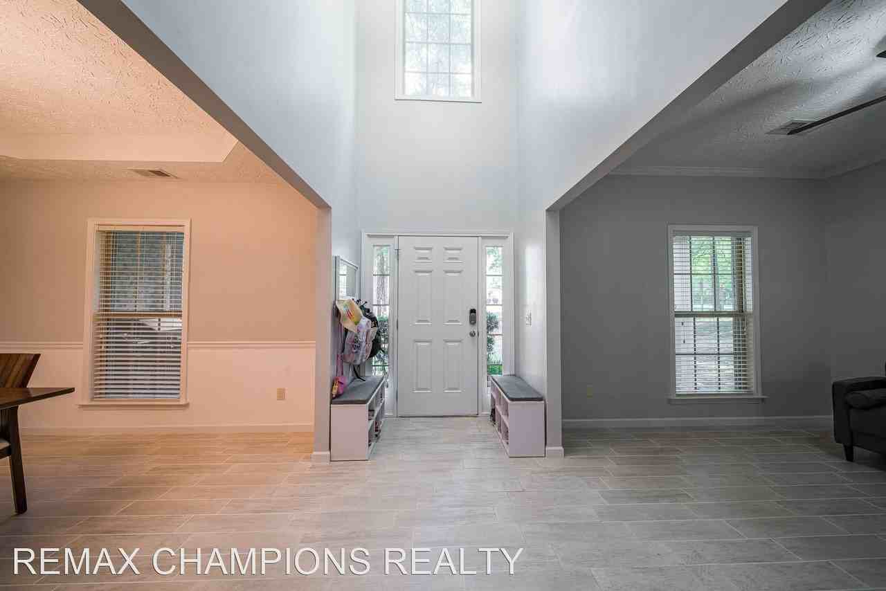 8116 Old Pope Ln - Photo 2 of 50