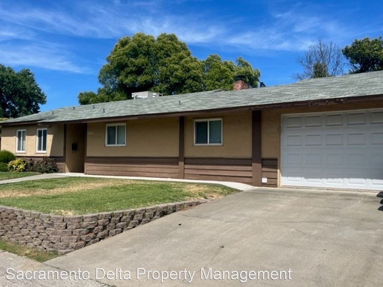 1204 Rushden Dr - Photo 2 of 23