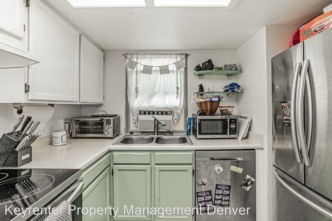 488 S Memphis Way #F - Photo 3 of 46