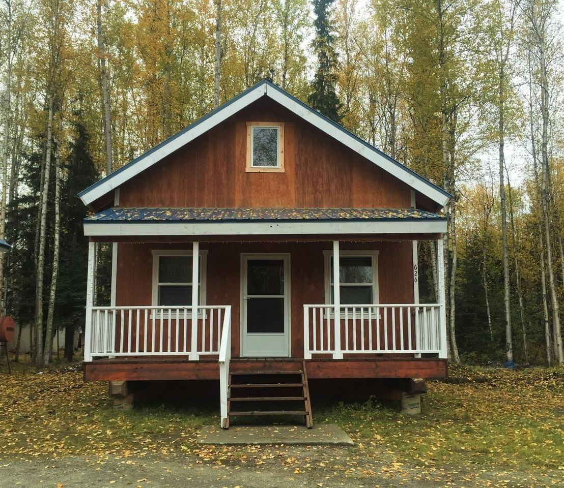 624/626 Florence Street Apartments in North Pole, AK 99705 Zumper