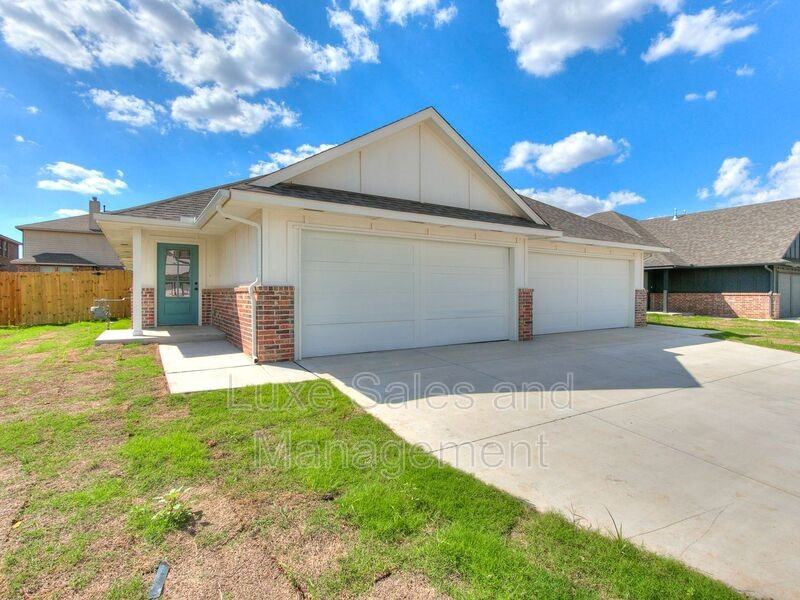 10536 Harvest Moon Ave - Photo 2 of 32