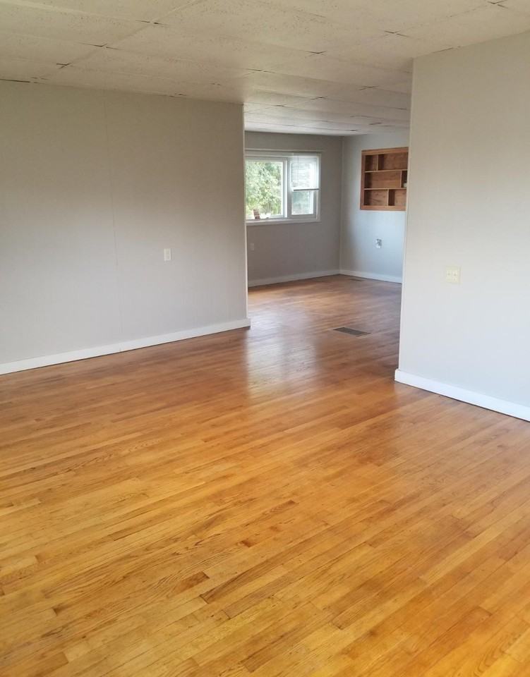 8753 Factory St - Photo 3 of 15