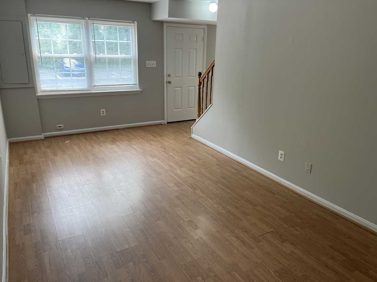 9691 Hagel Cir #E - Photo 2 of 8