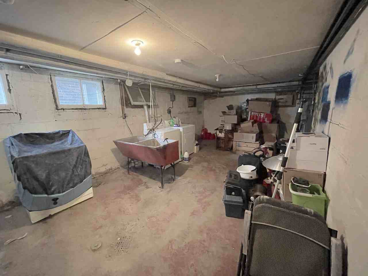 1330 Giles Blvd E - Photo 3 of 3