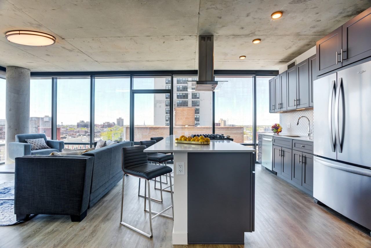 W Belmont Ave #701 - Photo 2 of 16