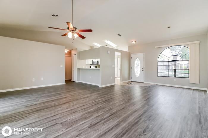 8409 Yearling Ln - Photo 3 of 16