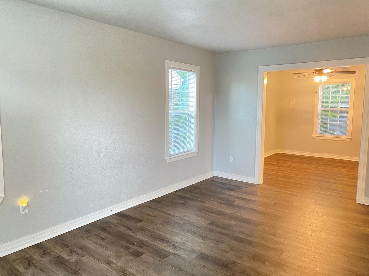 2137 Ne 20th St #1 - Photo 5 of 24