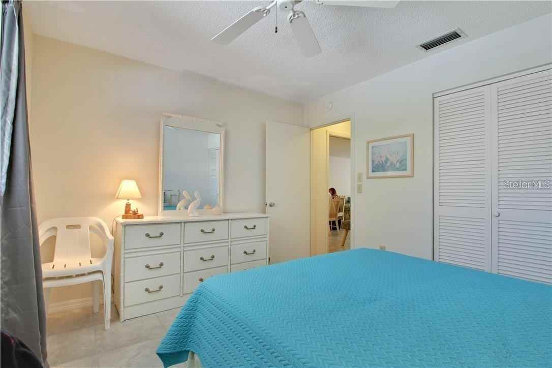 525 Parkdale Mews #525 - Photo 6 of 21