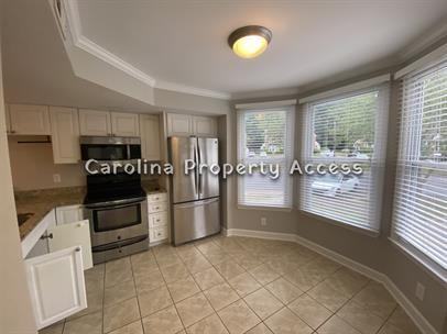 37 Forest Glen Dr #1 - Photo 3 of 10