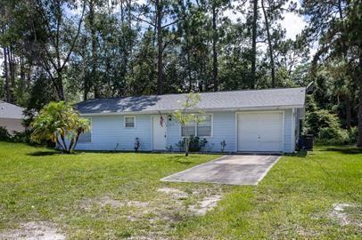1572 3rd Ave - Photo 3 of 11