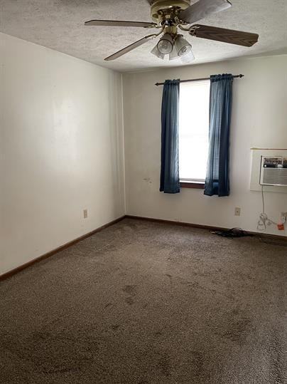 1820 Adams St - Photo 3 of 6