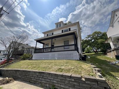 227 E Grant St - Photo 3 of 16